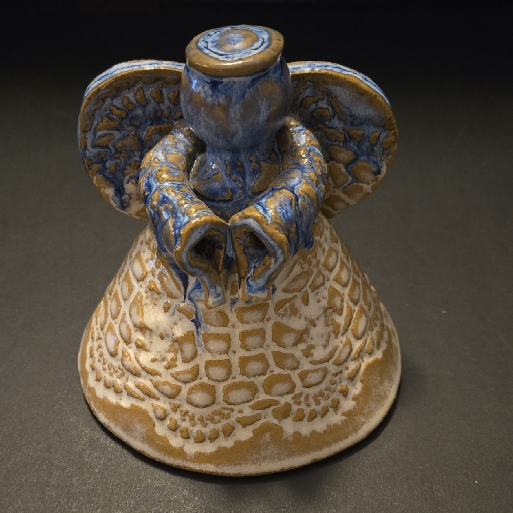 Beautiful Ceramic Angel, By T. Puterbaugh Gill. - Picture 7 of 11